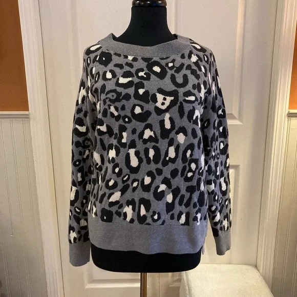 Stella & Dot Animal Print Sweater in Gray and Black - Picture 2 of 6